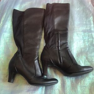 Easy Spirit Esdelmary Black Faux Leather Stretch Boots Size 7